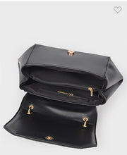 Load image into Gallery viewer, The aisha faux leather clutch
