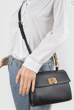 Load image into Gallery viewer, Faux leather Bamboo handle bag
